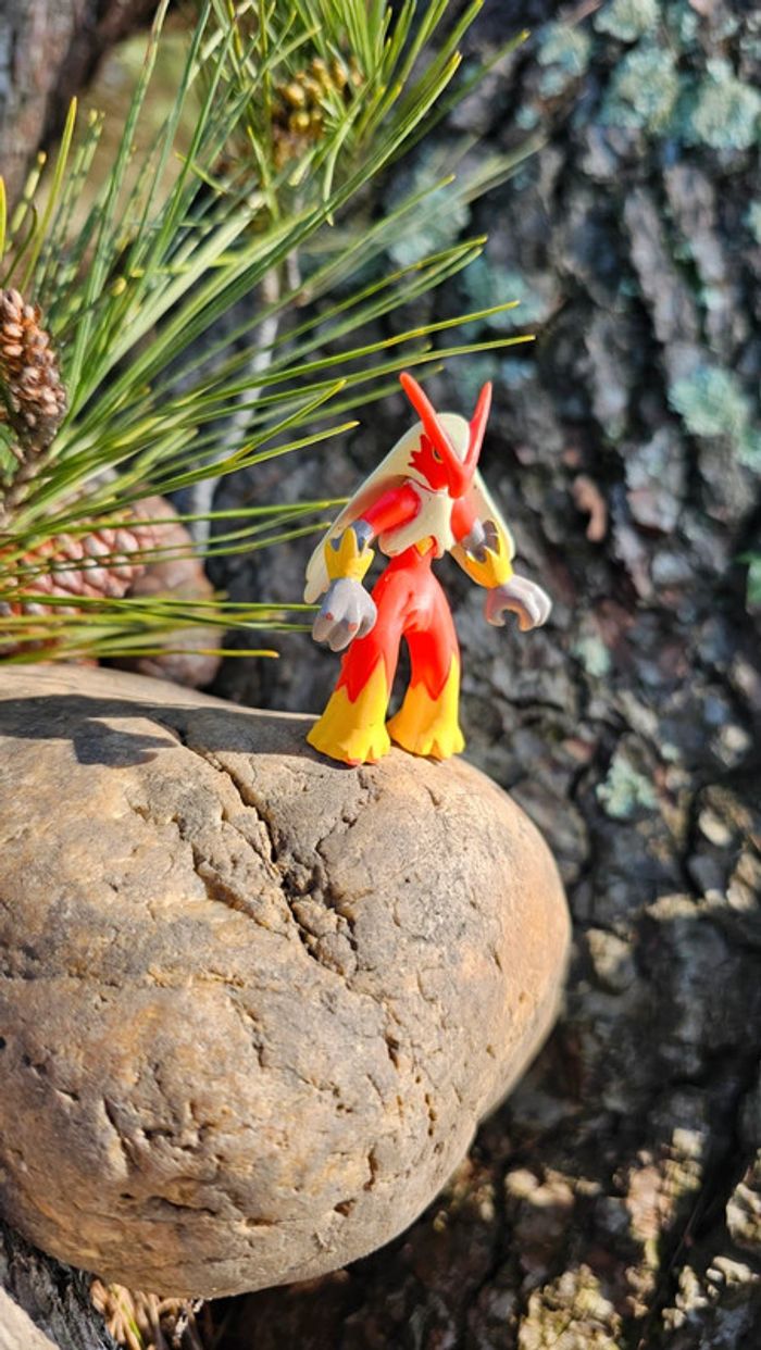 Super figurine Pokemon Nintendo Brasegali