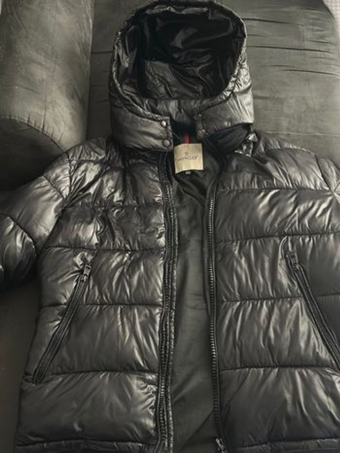Doudoune Moncler (Taille 2 XL) - photo numéro 2