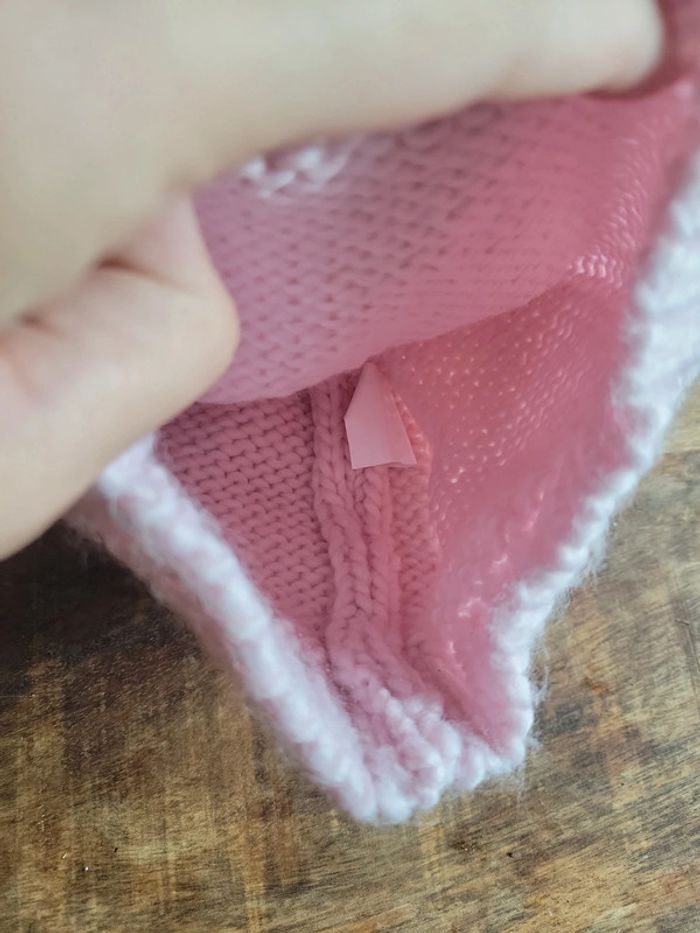 Bonnet rose et pompon blanc taille 12 m - photo numéro 3