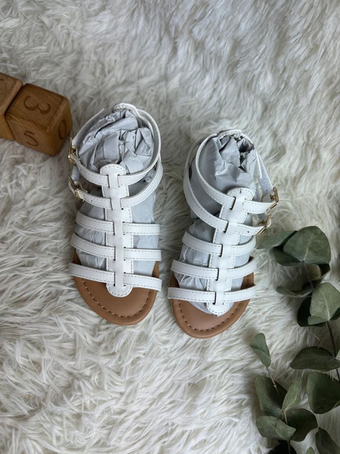 Paire de sandales spartiates blanches Fabkids taille 25 - photo numéro 3