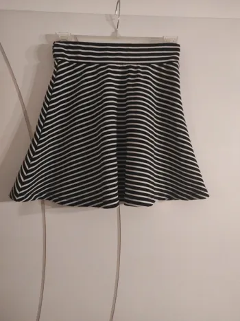 Jupe fluide a rayures noir et blanc Jennifer XS