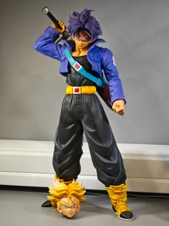 Figurine Dragon Ball Z : Mirai Trunks 42cm sans boîte