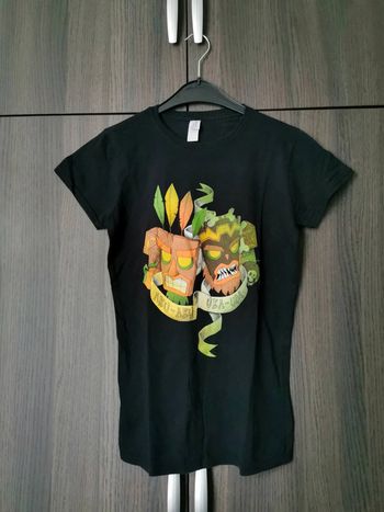 T-shirt Qwertee Aku Aku & Uka Uka