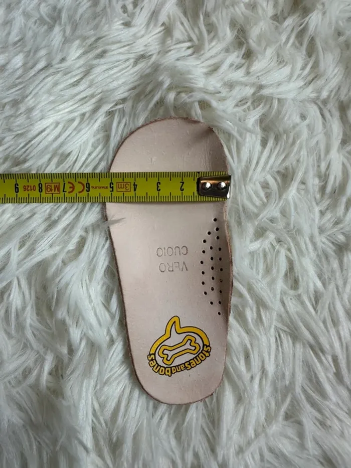 Paire de chaussures bébé stones and Bones taille 19 - photo numéro 9