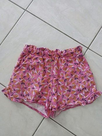 Short fille 6 ans tape à l'oeil