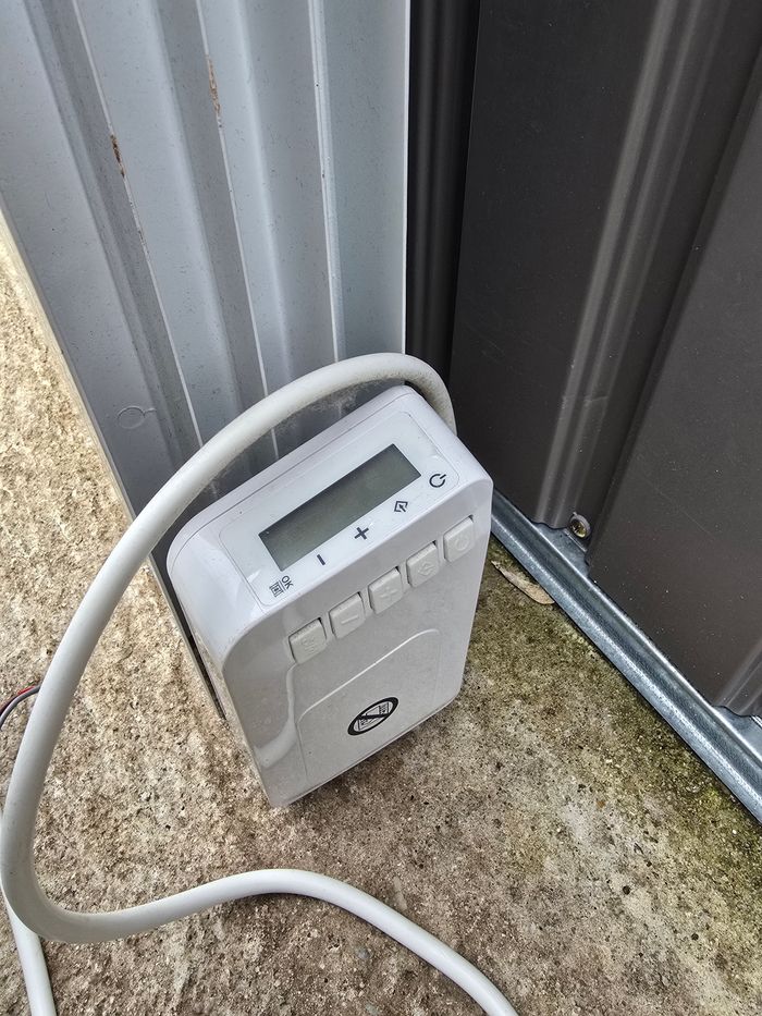 Radiateur électrique à inertie fluide Firenze 1000W - photo numéro 2