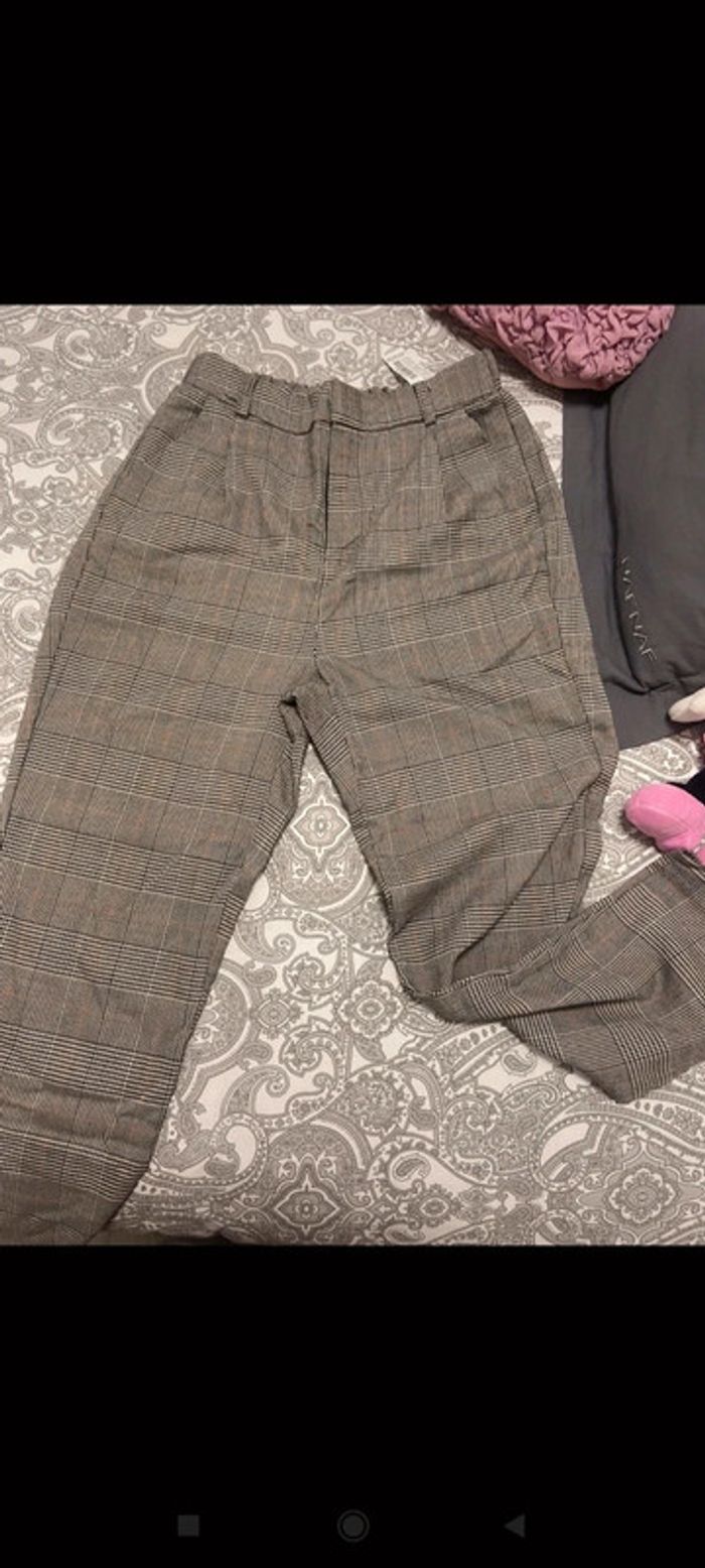 Pantalon court à carreaux taille 36 - photo numéro 2