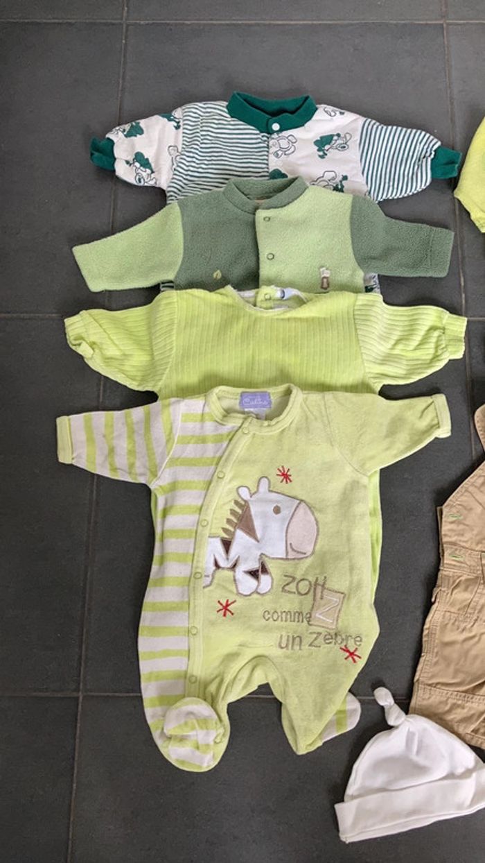 Lot de 14 vêtements bébé - photo numéro 2