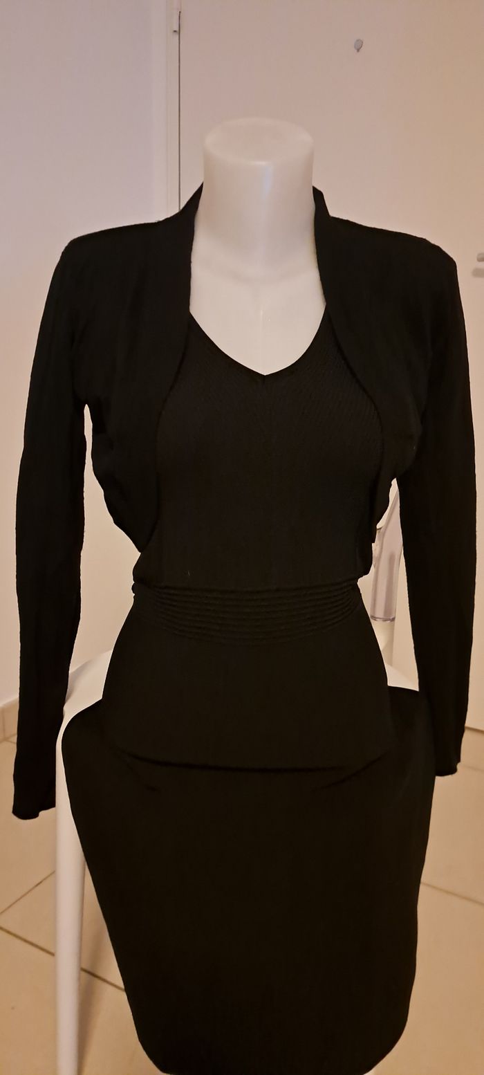 Petite robe noire - photo numéro 5