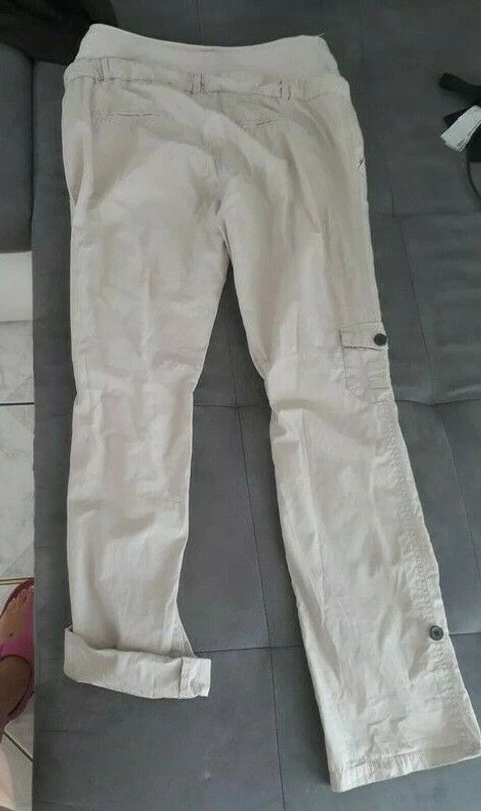 Beau pantalon beige de maternité taille 42 ajustable - photo numéro 4