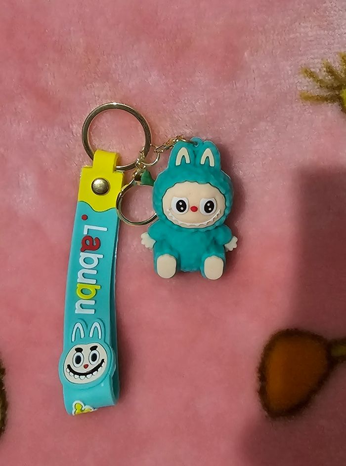 Porte clé labubu