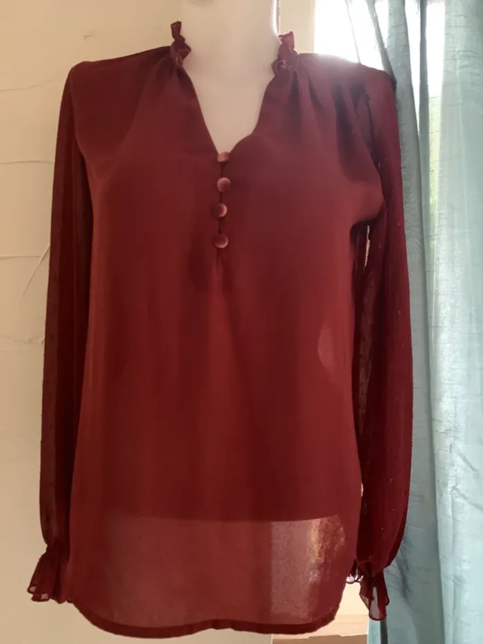 Blouse Kiabi bordeaux taille 38 manches longues - photo numéro 2