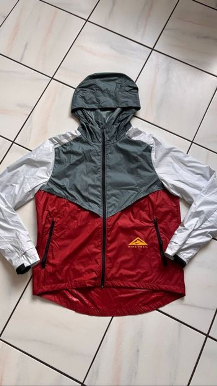 Veste Nike trail rare - photo numéro 2