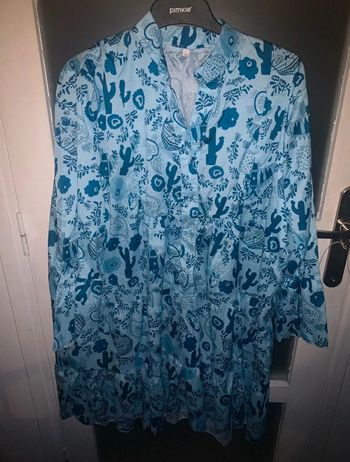 Jolie robe bleu taille 4xl