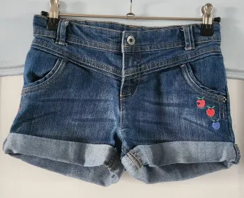 Short NKY, taille 8 ans