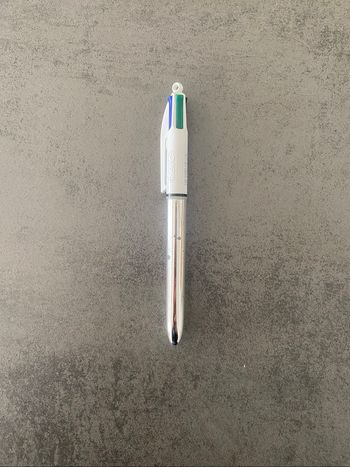 stylo 4 couleurs