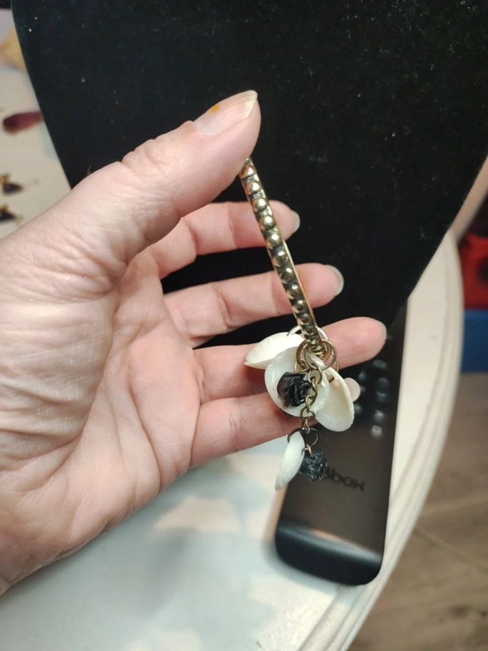 Bracelet breloques rose noire - photo numéro 3