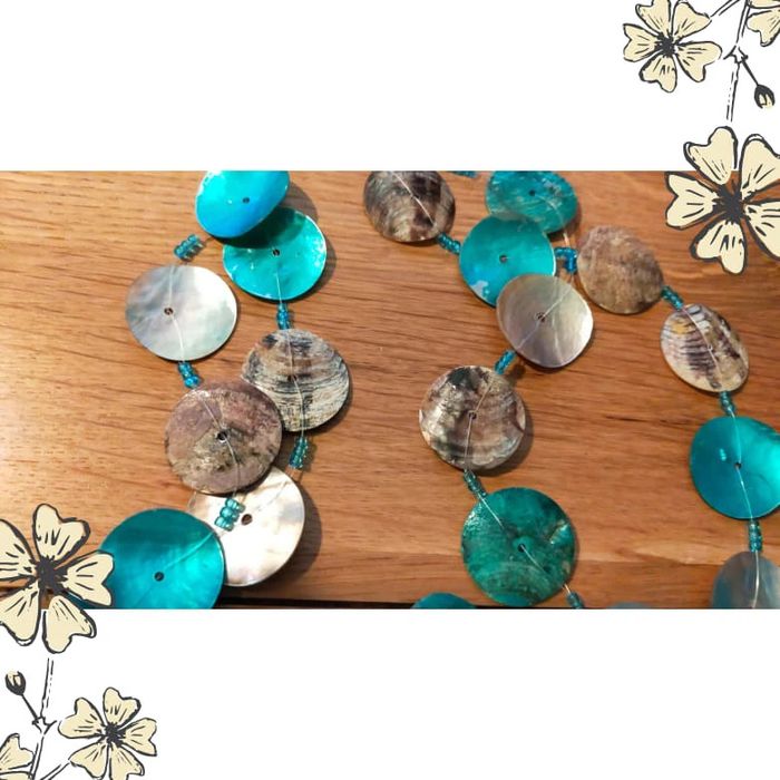 Parure collier long & boucles en nacre bleu et marron – style bohème - photo numéro 5