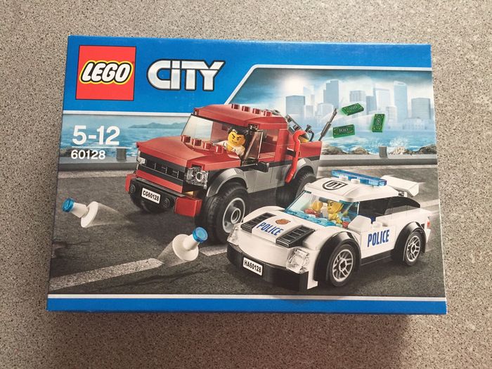 Boîte lego City Neuve 60128