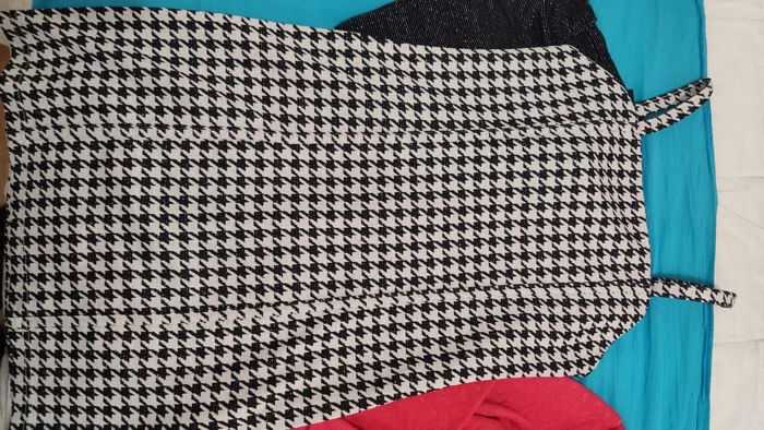 Lot vêtements fille 10 ans - photo numéro 2