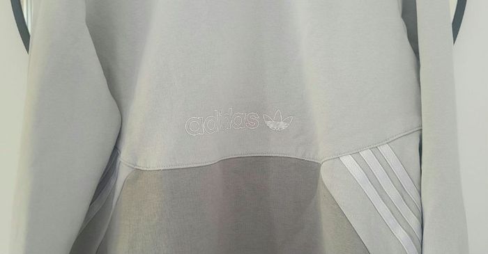 Sweatshirt gris adidas - photo numéro 3