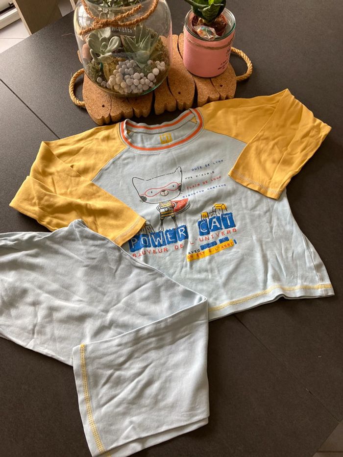 Lot ensemble pyjama garçon vêtement pantalon 8 ans