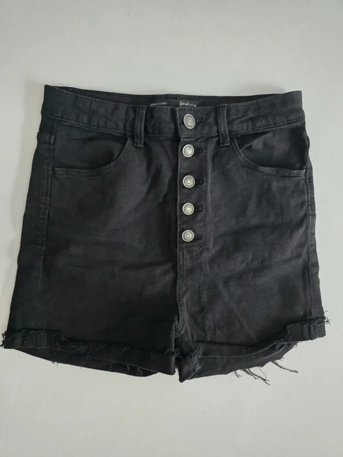 Short taille haute stradivarius