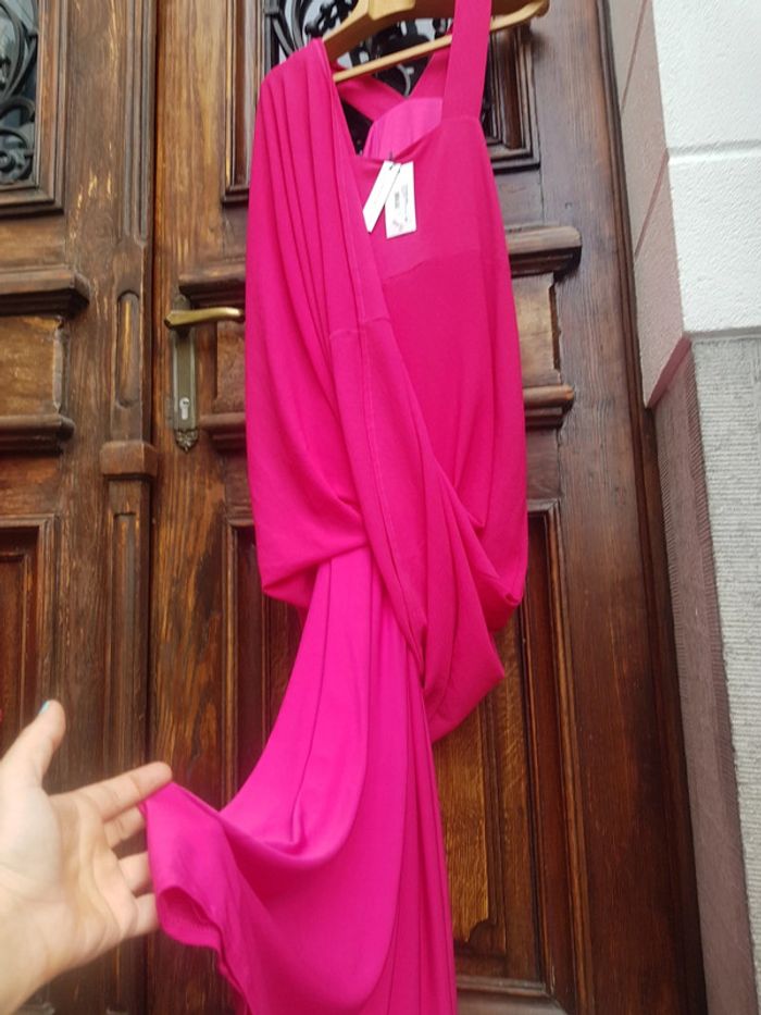 Longue robe neuve rose - photo numéro 8