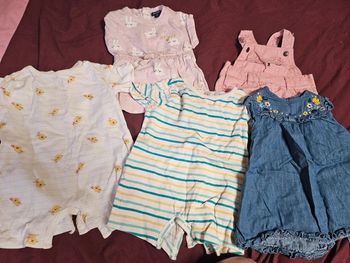 Lot vêtements été fille / bébé robe 3 mois / barboteuses
