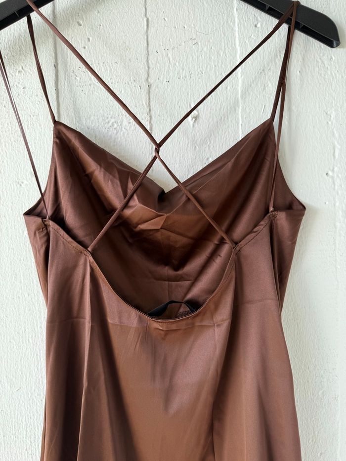 Robe chic satinée - photo numéro 8