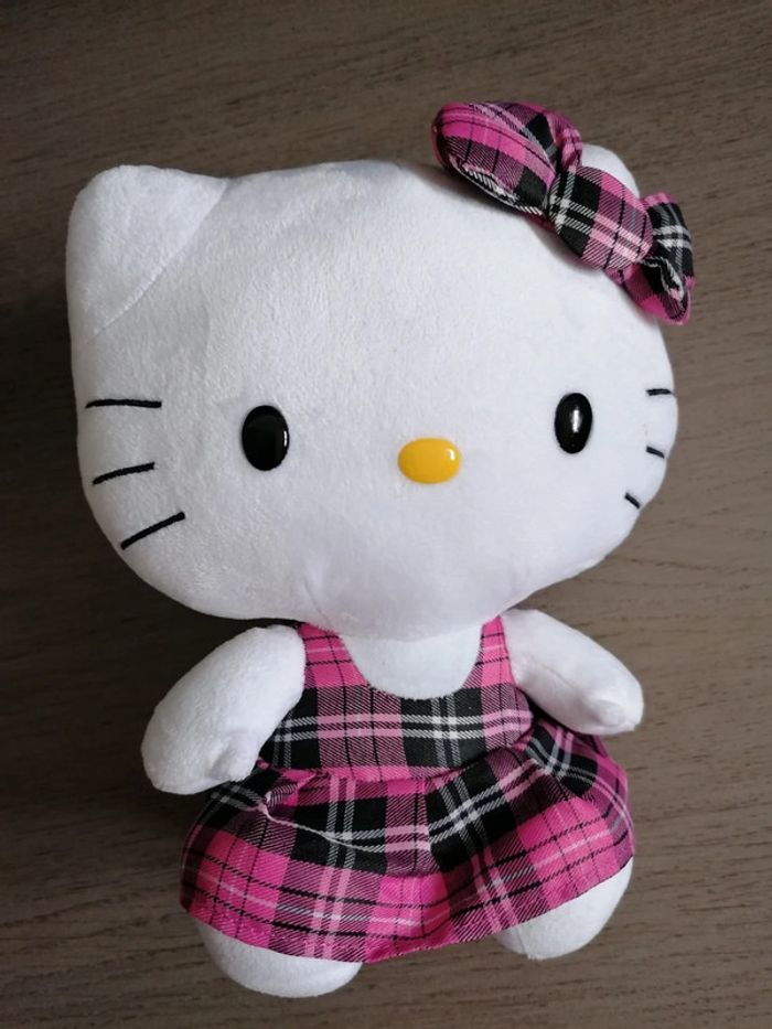 Peluche hello kitty 25cm - photo numéro 2