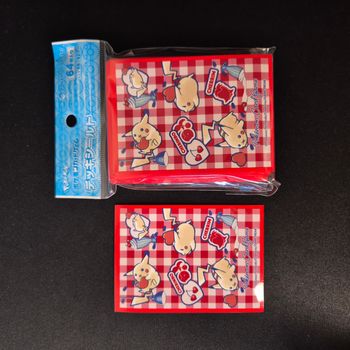 Sleeve Pokemon : Pikachu Amoureux
