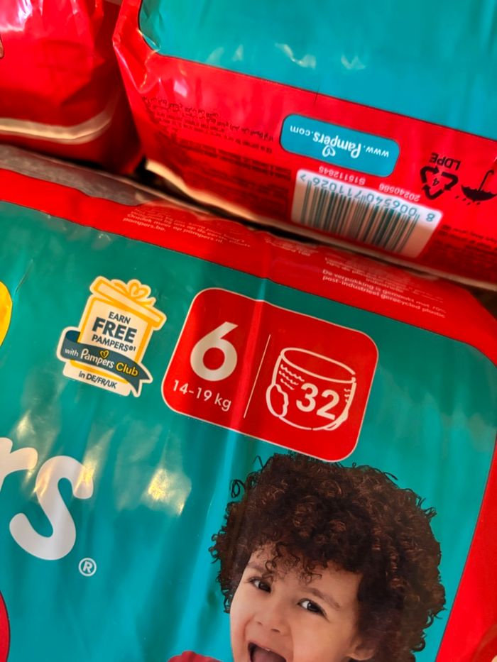 96 couches Pampers pants neuf taille 6 - photo numéro 3