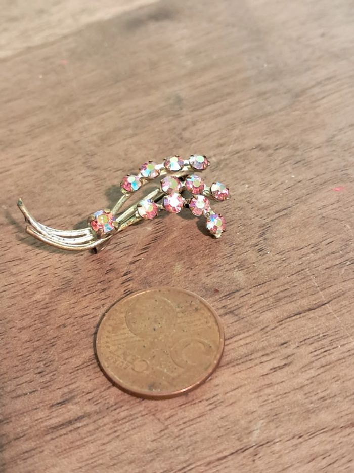 Broche fantaisie ancienne petite gerbe de fleurd - photo numéro 5