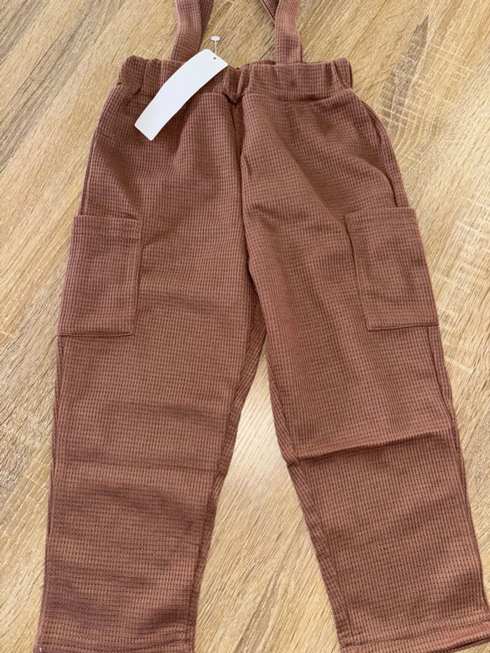 Pantalon avec bretelle Shein - photo numéro 2