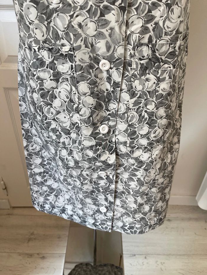 Robe blanche et grise - photo numéro 8