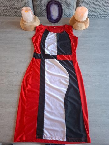 Superbe robe rouge 38