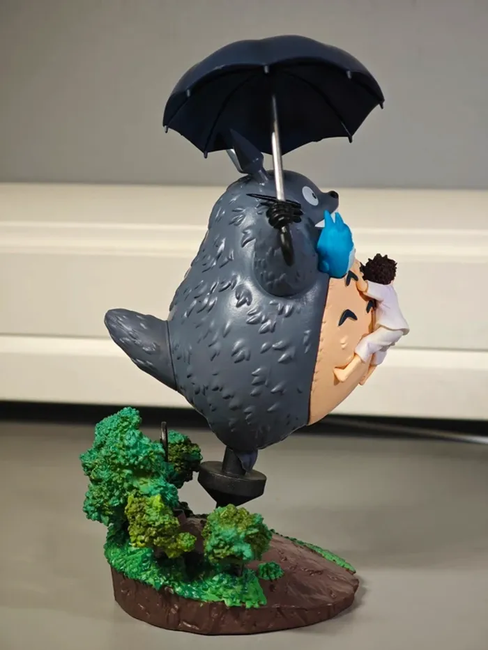 Figurine Mon voisin Totoro 19cm neuve avec boîte - photo numéro 6