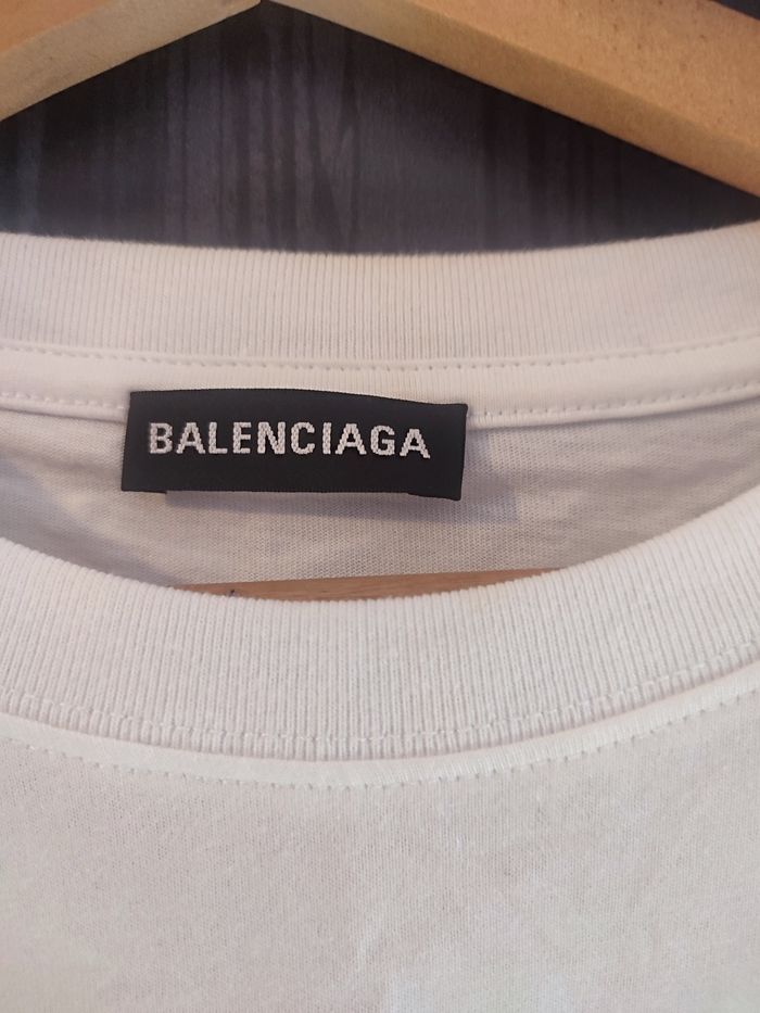 Tee short Balenciaga - photo numéro 2