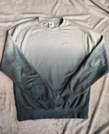 Sweat léger Nike taille S dégradé logo brodé Mixte