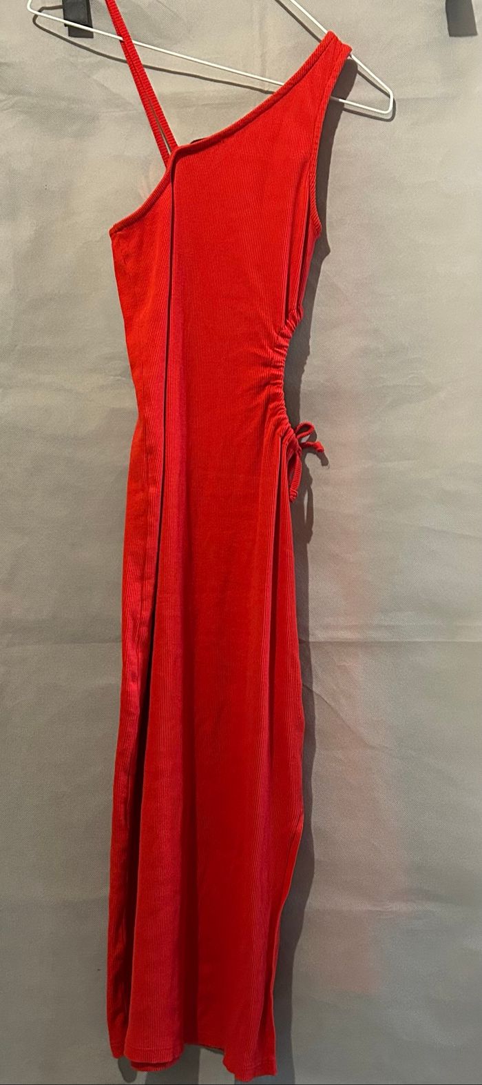 Robe rouge - photo numéro 2