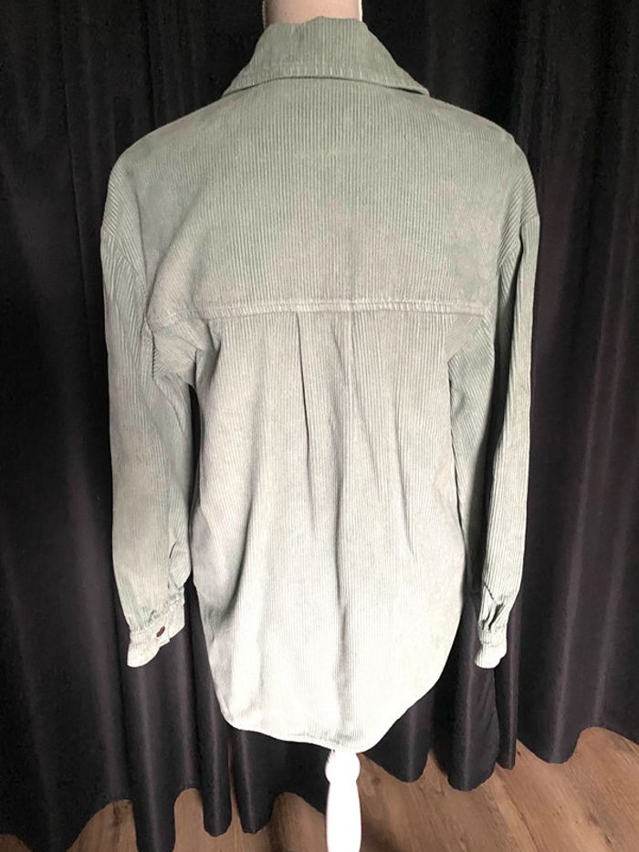 Veste Sur chemise en velours côtelé Bershka - photo numéro 6