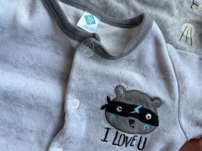 Lot de deux superbes pyjamas mixte pour bébé , taille 6mois - photo numéro 6