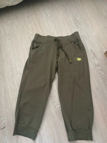 Pantalon pantacourt taille M