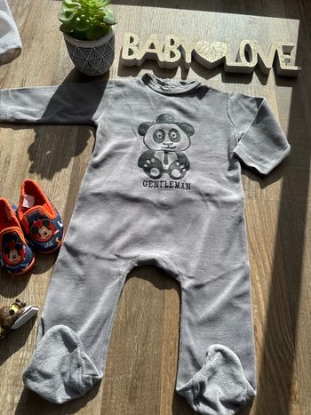 - Pyjama Barbouillage  - 12 mois - Très bon état