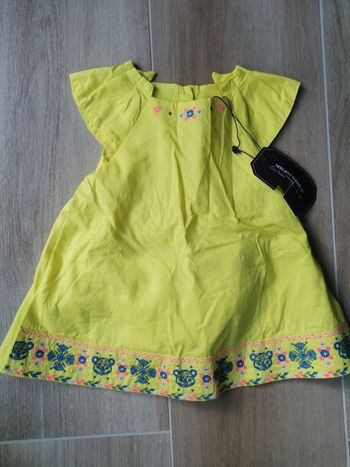Jolie robe jaune avec bloomer neuf 6 mois