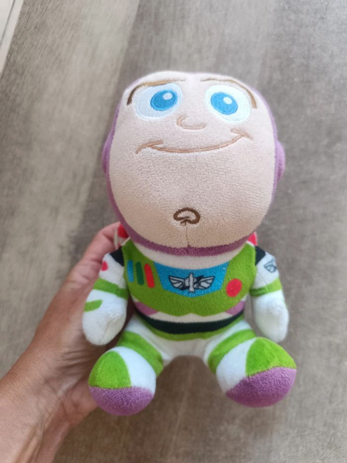 Peluche buzz l'éclair