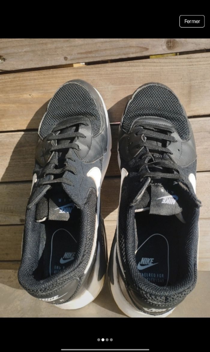 Nikes - photo numéro 2