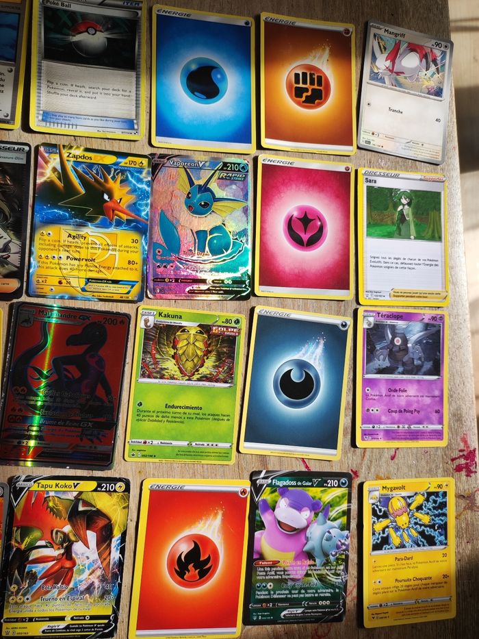 Lot de 40 cartes Pokémon lot numéro 10 - photo numéro 2