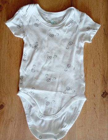 Body blanc m.c / 3 mois